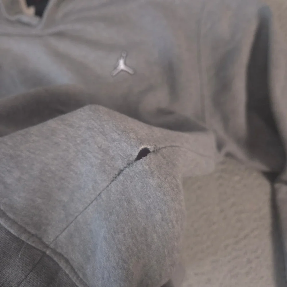 Jordan Hoodie Mens Medium Gray Nike Essentials Heather Fleece Jumpman Pullover